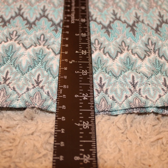 Alfred Dunner Teal Gray Print Short Sleeve Top Women's Size L Polyester Blouse - Picture 8 of 8